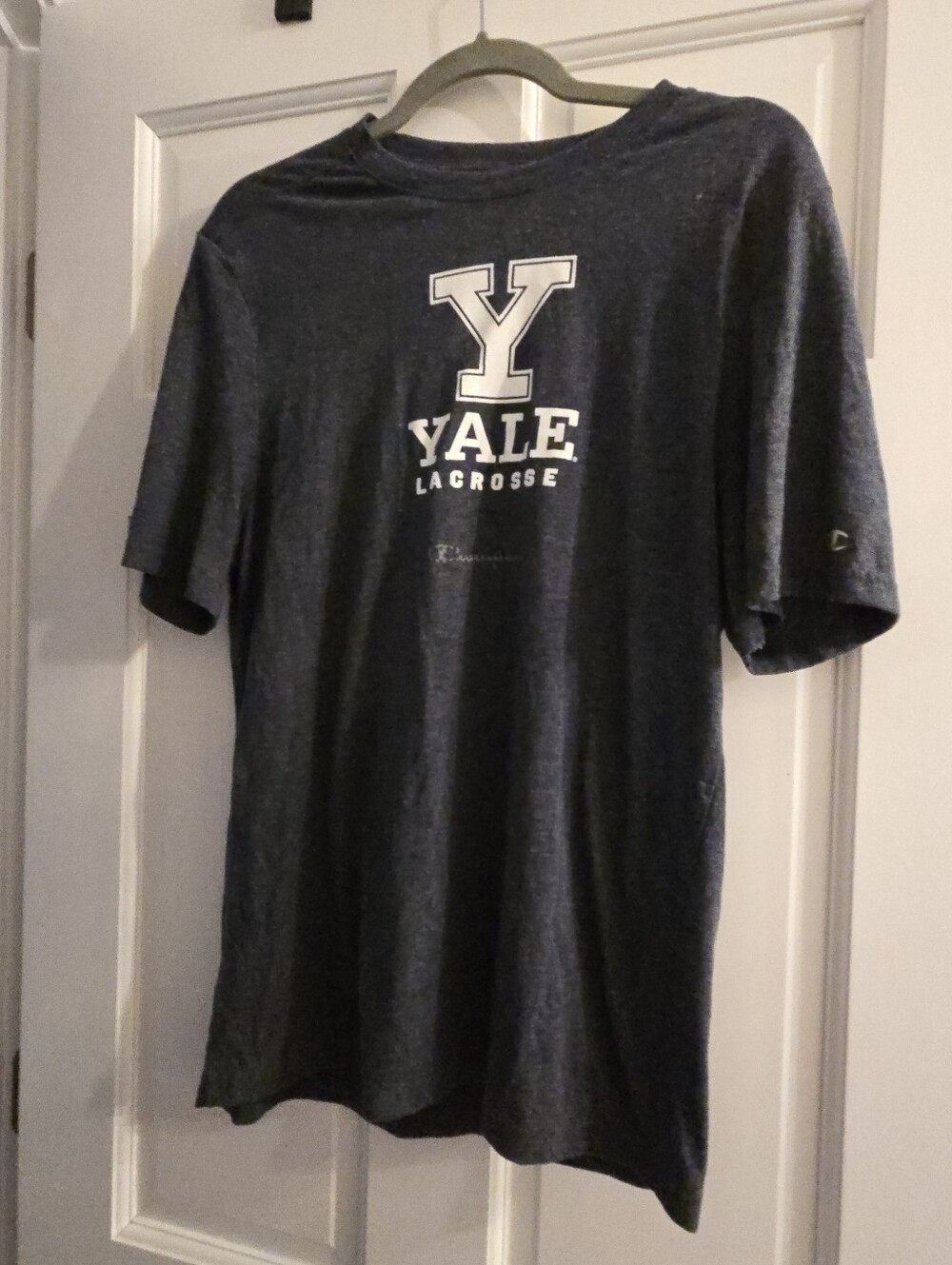 NWOT Yale Lacrosse Heathered Navy  T-Shirt Size M